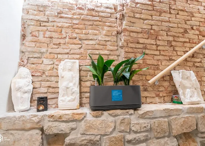 לינה וארוחת בוקר Casa Amando Eco Boutique House 3*