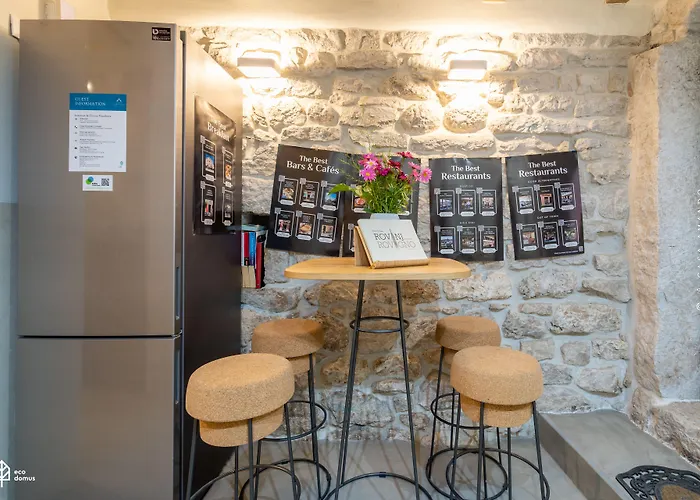 Casa Amando Eco Boutique House רוביני